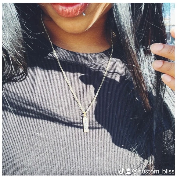 Vertical Custom Bar Necklace - Picture 2 of 2